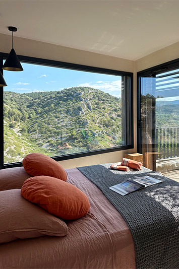 Annesque - Chambre d'hôtes avec vue sur les gorges de l'Anesque - Mason d'hôtes Metafort Provence entre Luberon et mont Ventoux