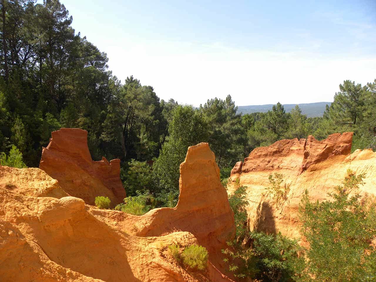 Metafort, à côté d'Ocres en Rousillon, Provence