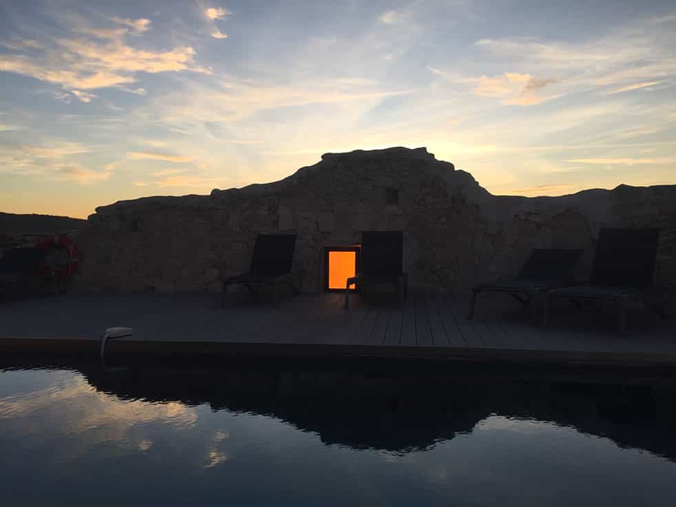 Piscine de nuit à la chambre d'hôtes Metafort