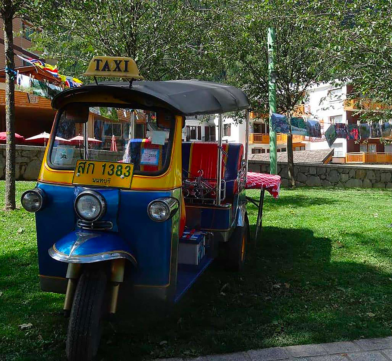 Découverte du Luberon en Tuk Tuk avec Metafort