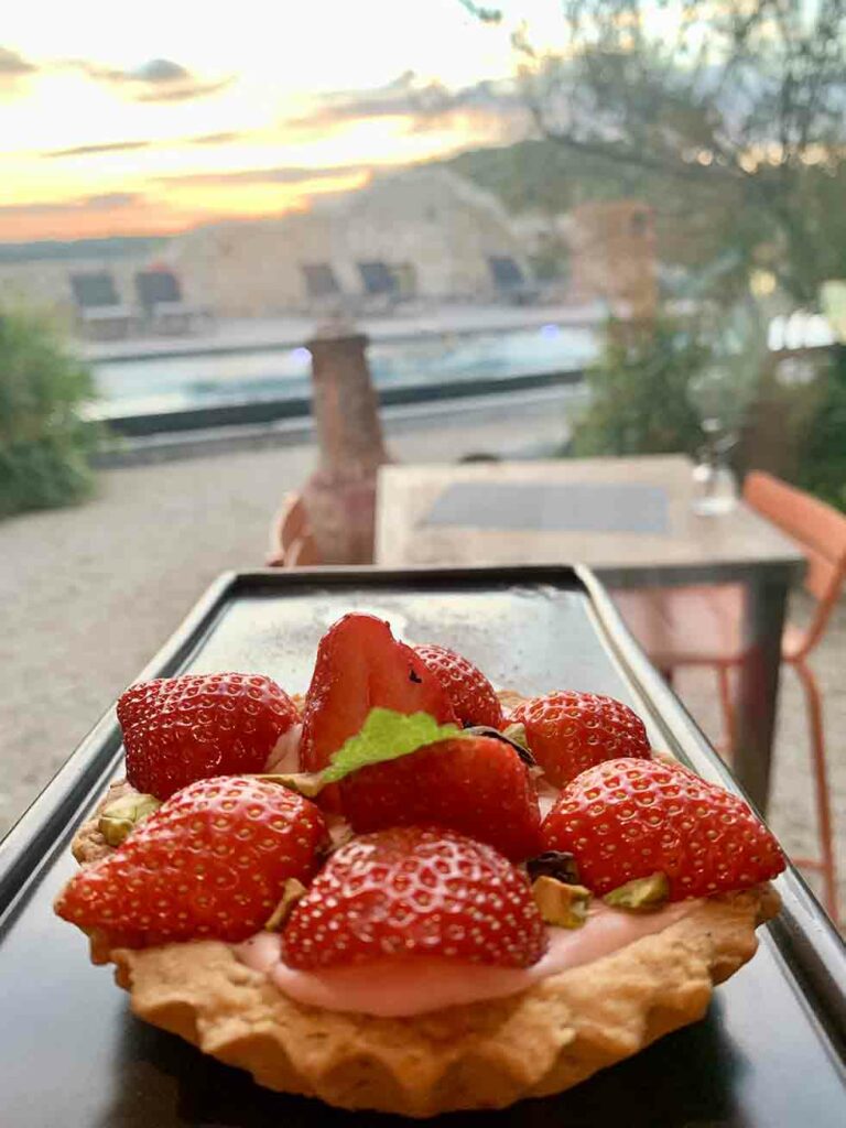 Tartelette à la frais maison Metafort, chambre d'hôtes en Provence